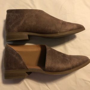 Flat Taupe Booties with cutout